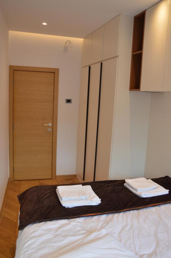 Unca Apartment เบลเกรด ภายนอก รูปภาพ