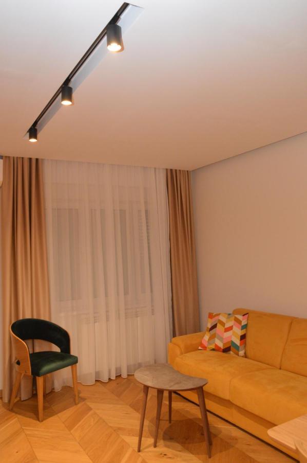 Unca Apartment เบลเกรด ภายนอก รูปภาพ